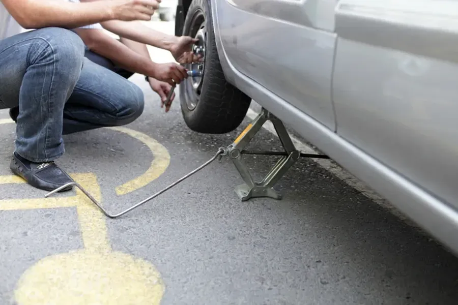 Experienced Roadside Tire Service Dallas, TX Experienced Roadside Tire Service Dallas, TX
